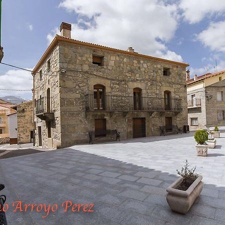 Casa Rural El Salon Del Baile Navarredondilla Exteriér fotografie